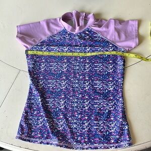 🌺Eddie Bauer Purple and Pink Swim Rashguard